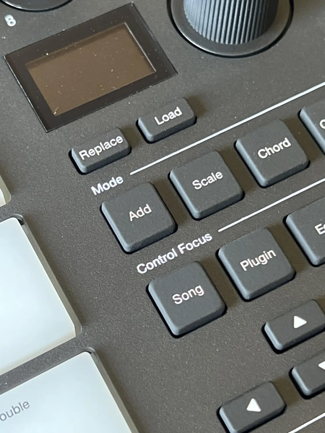 Fender Studio Motion 16 controller MIDI pad FATAR USB