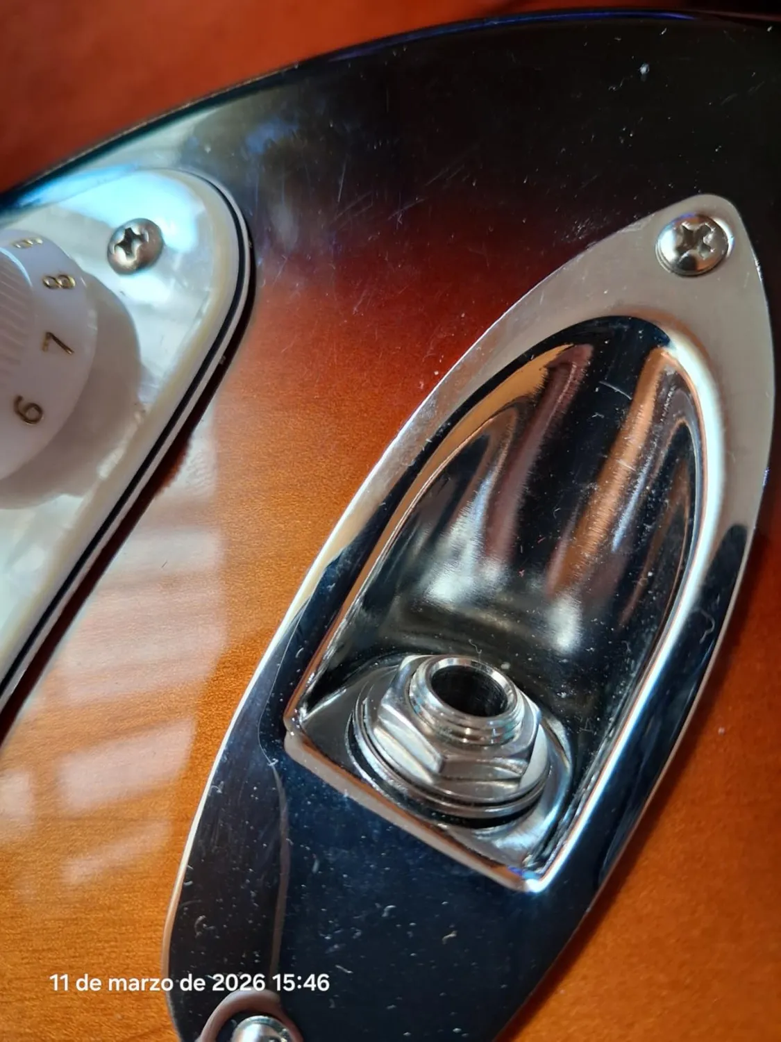 Fender Jack Uscita 6,35 mm ricambio con dado e rondella