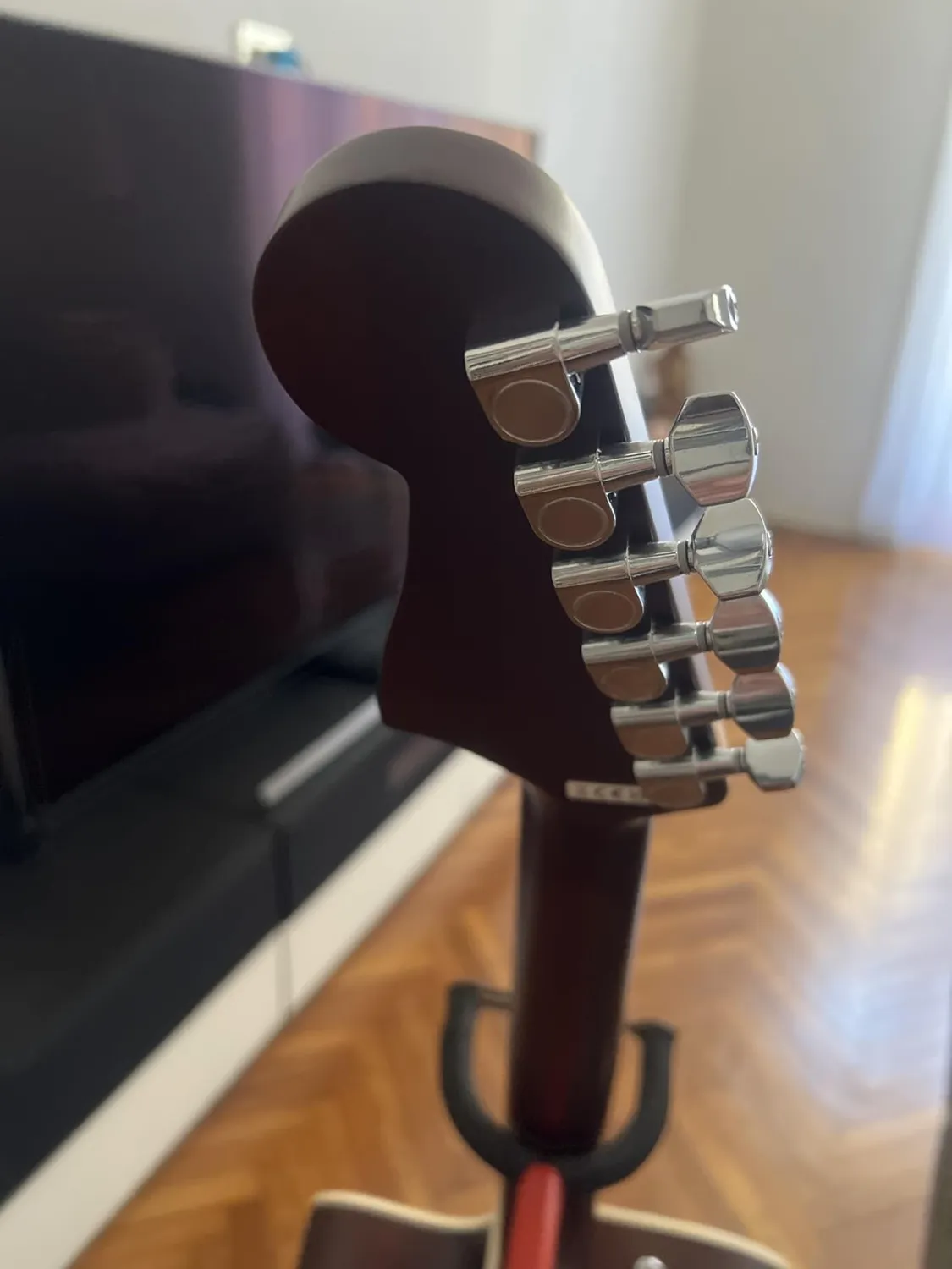 Fender Redondo CE chitarra elettroacustica Sunburst spalla mancante