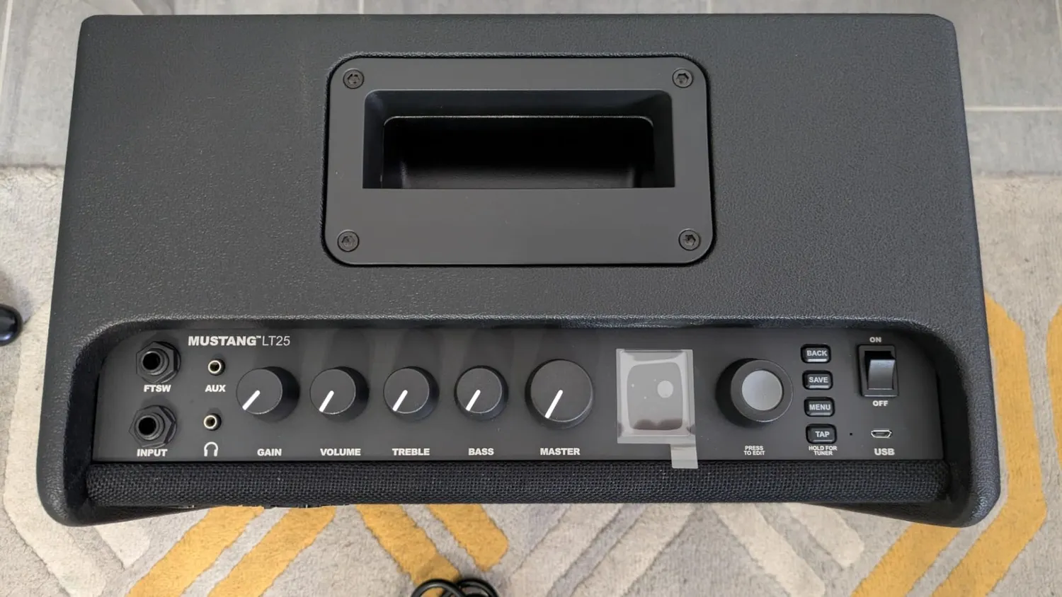 Fender Mustang LT25 Amplificatore Chitarra Digitale 25W