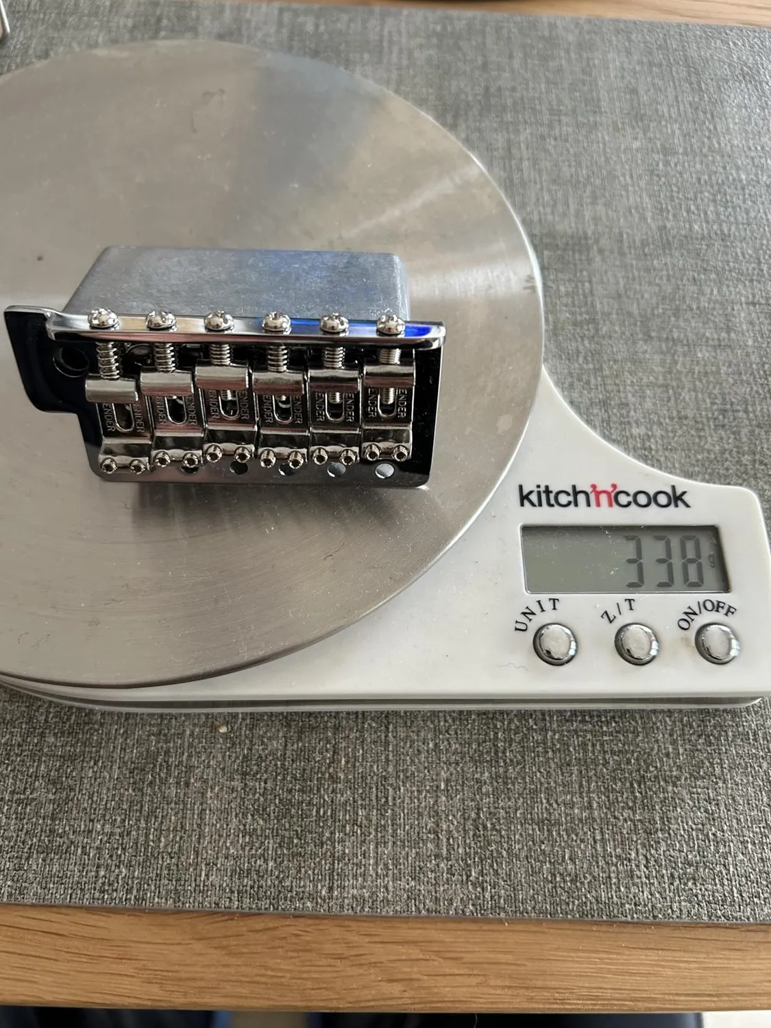 Fender Stratocaster ponte tremolo cromato 6 viti
