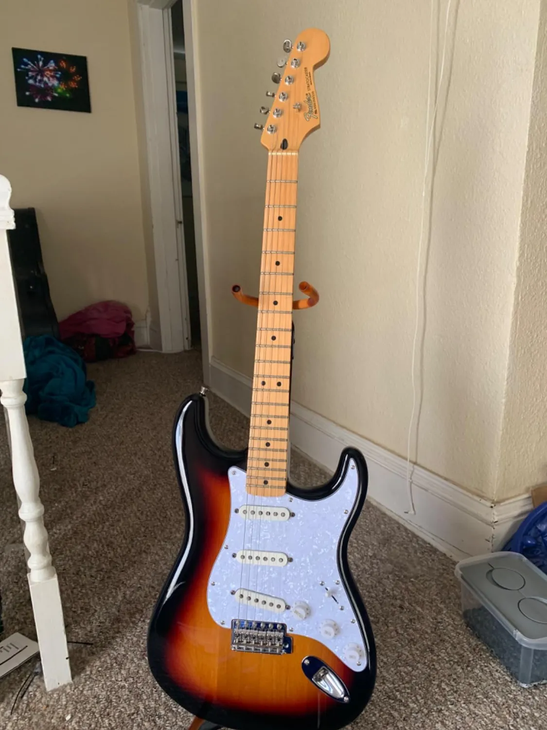 Fender Classic 60s Strat Corpo SSS Sunburst 3 Colori