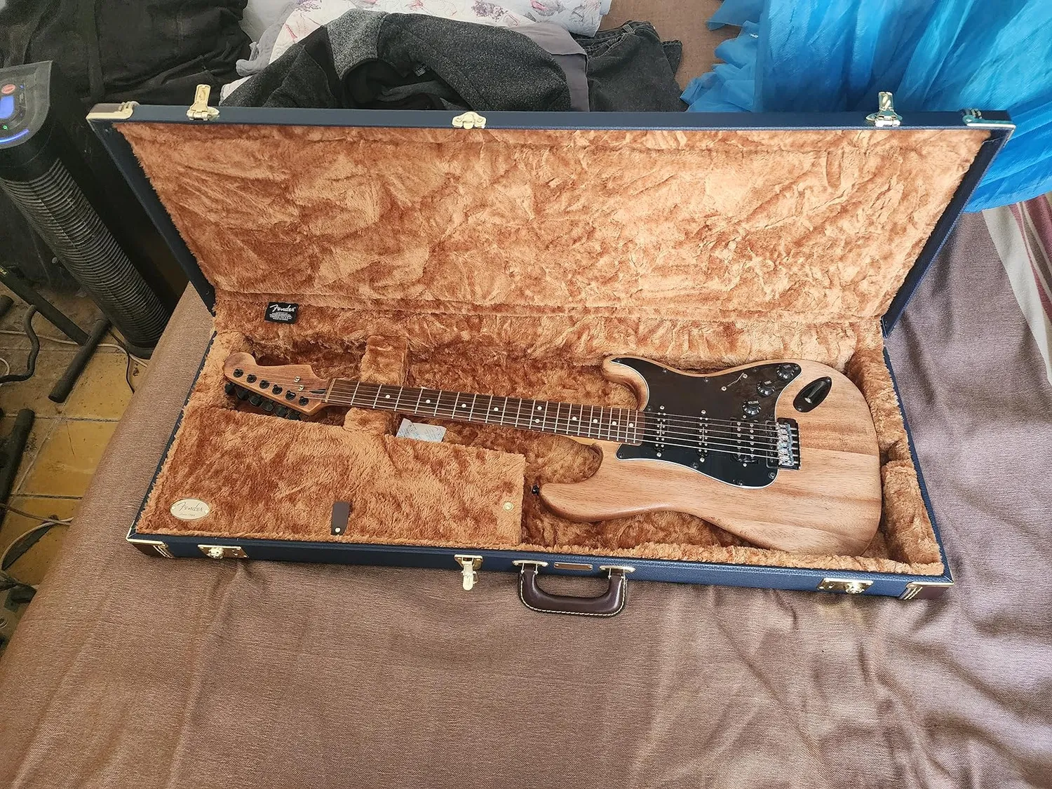 Fender Classic Series Wood Case custodia rigida sonic blue