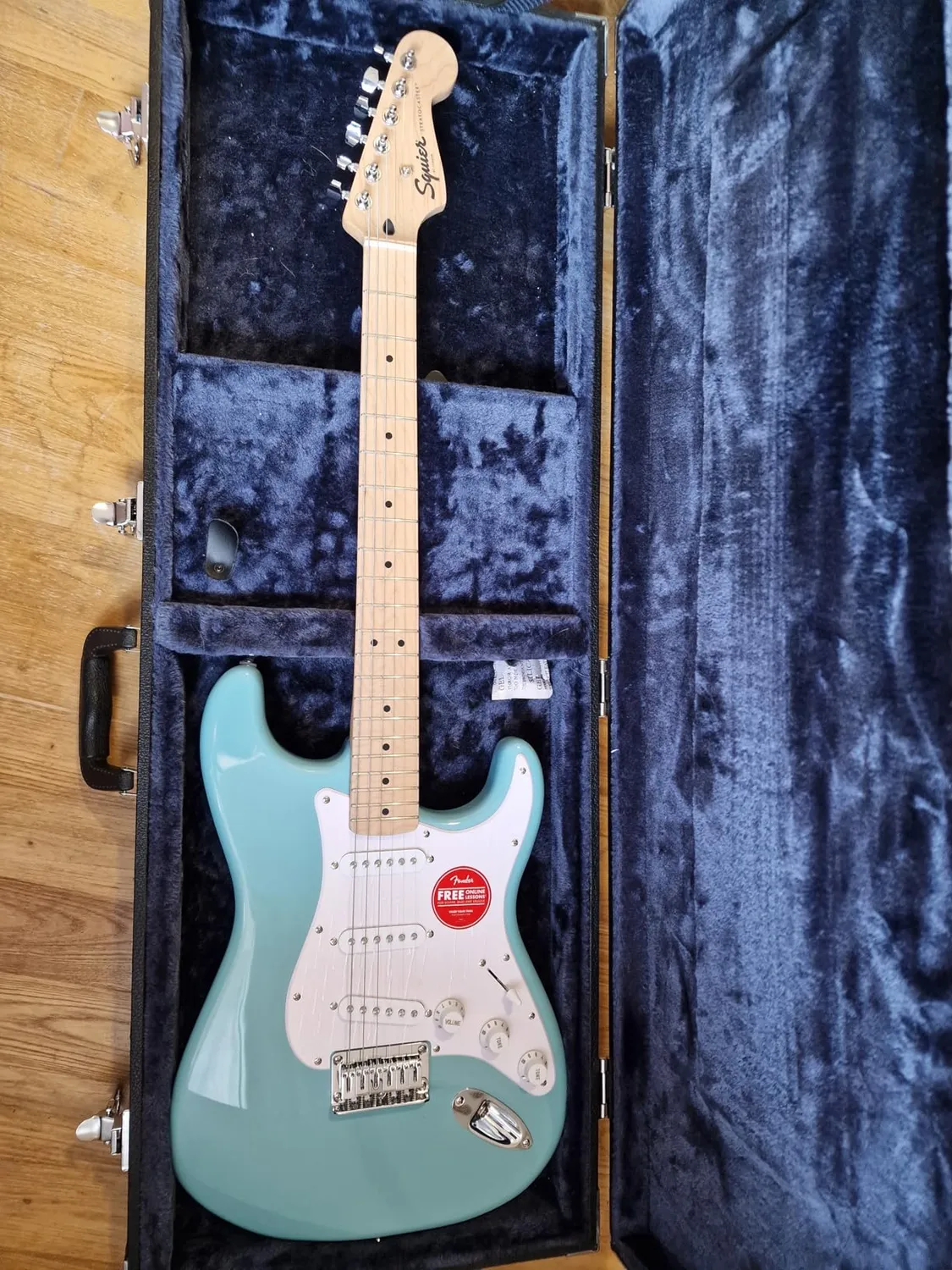 Squier Sonic Stratocaster HT chitarra elettrica Torino Red