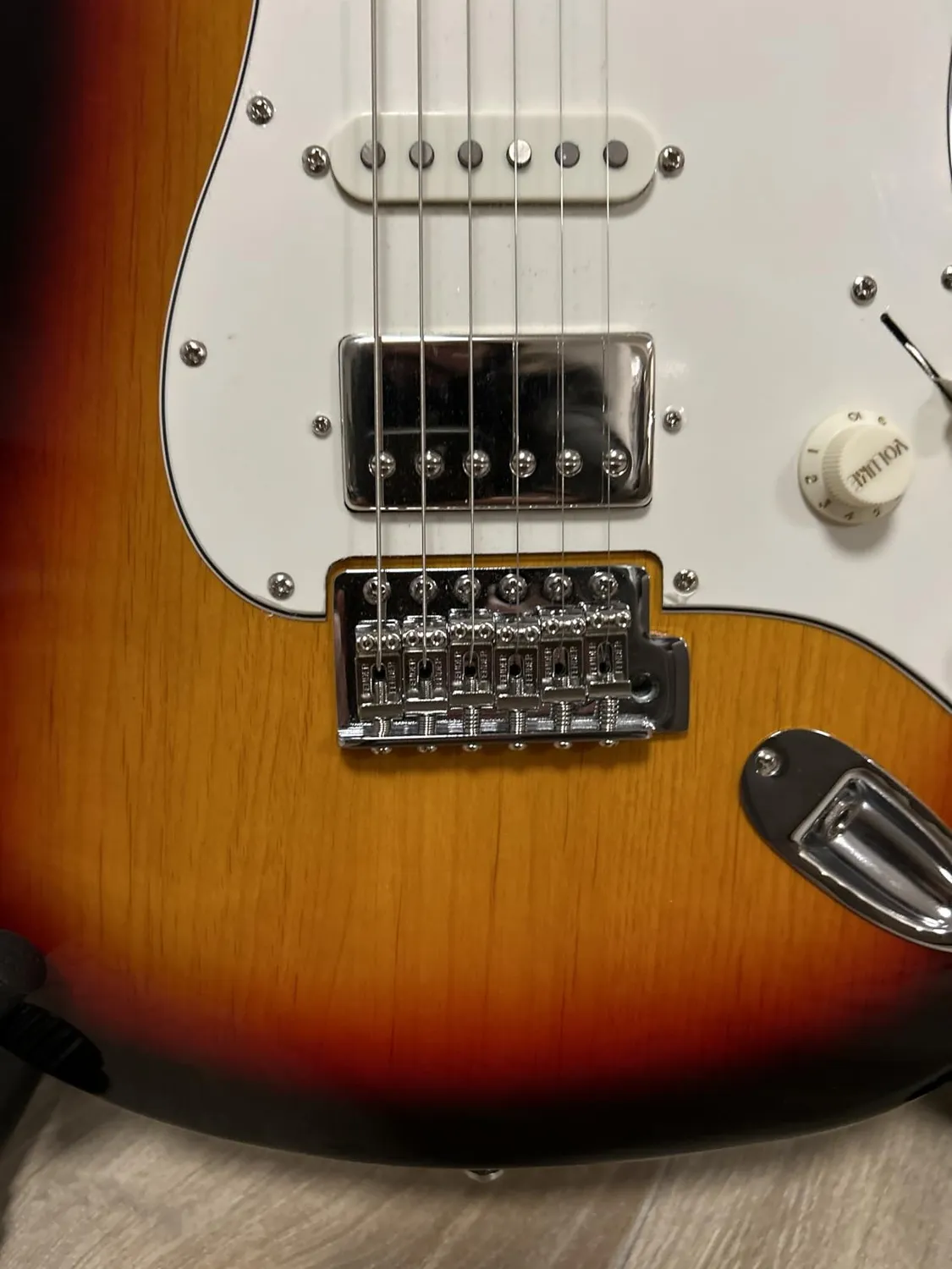 Fender Stratocaster ponte tremolo cromato 6 viti