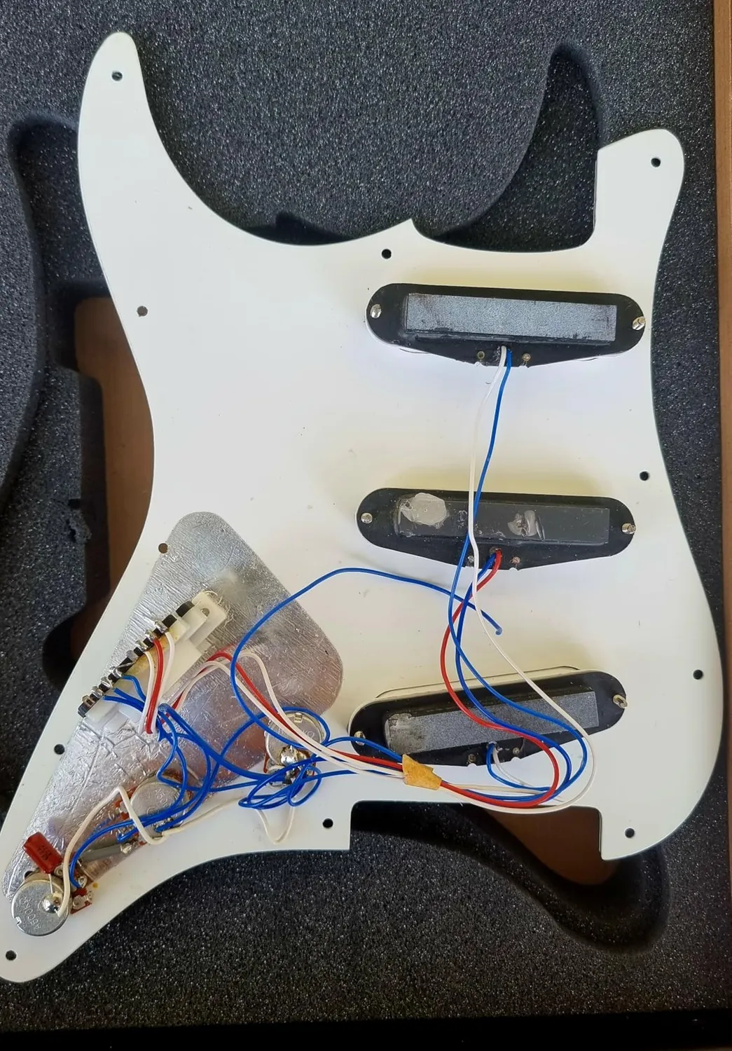 Fender Custom Shop Fat 50s Battipenna Pre-Cablato Strat Bianco