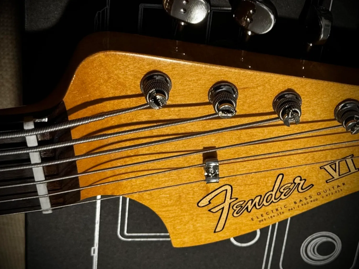 Fender Super 250B6 corde basso elettrico 6 corde 024/084
