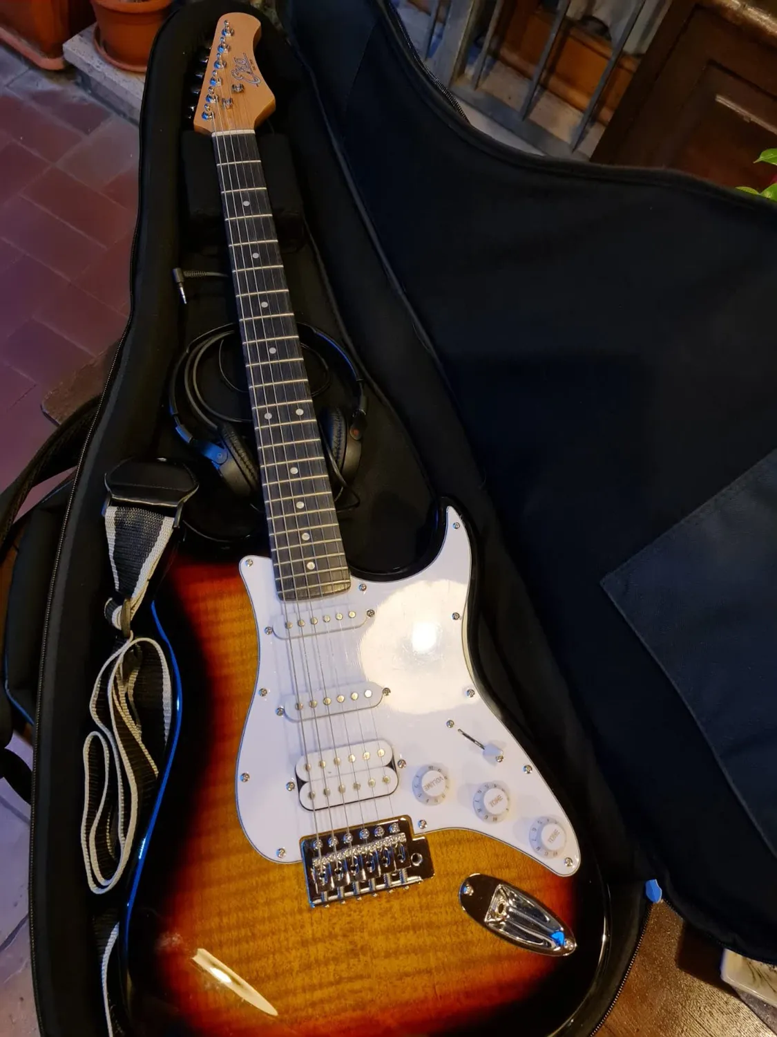 Fender FE620 custodia morbida chitarra elettrica 20 mm