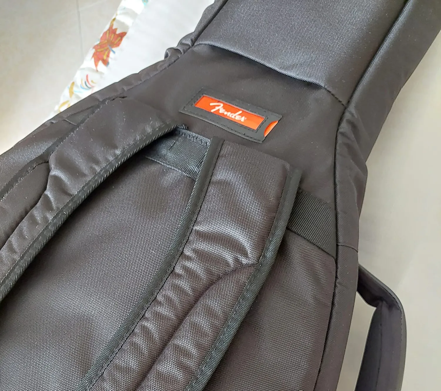 Fender FA610 borsa chitarra acustica dreadnought 10 mm nera