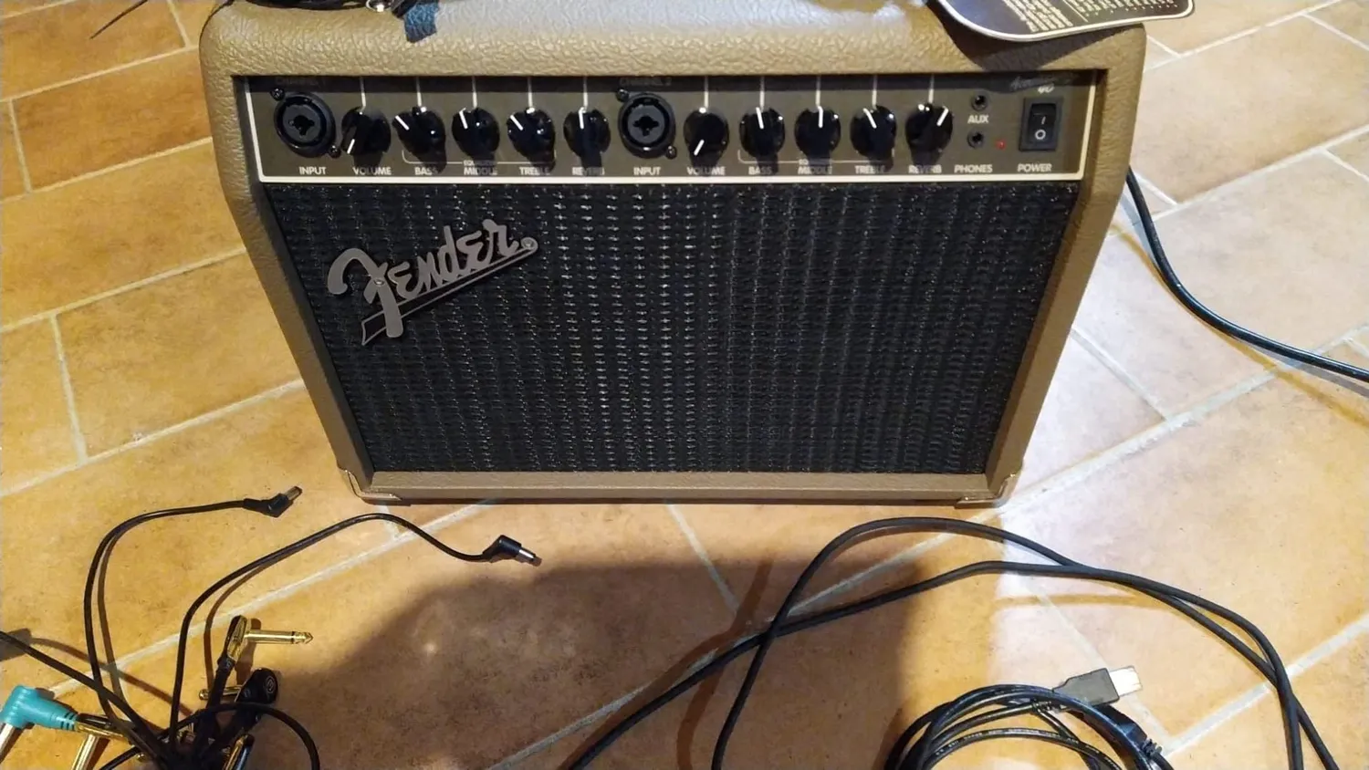 Fender Acoustasonic 40 Amplificatore Acustica e Voce 40W