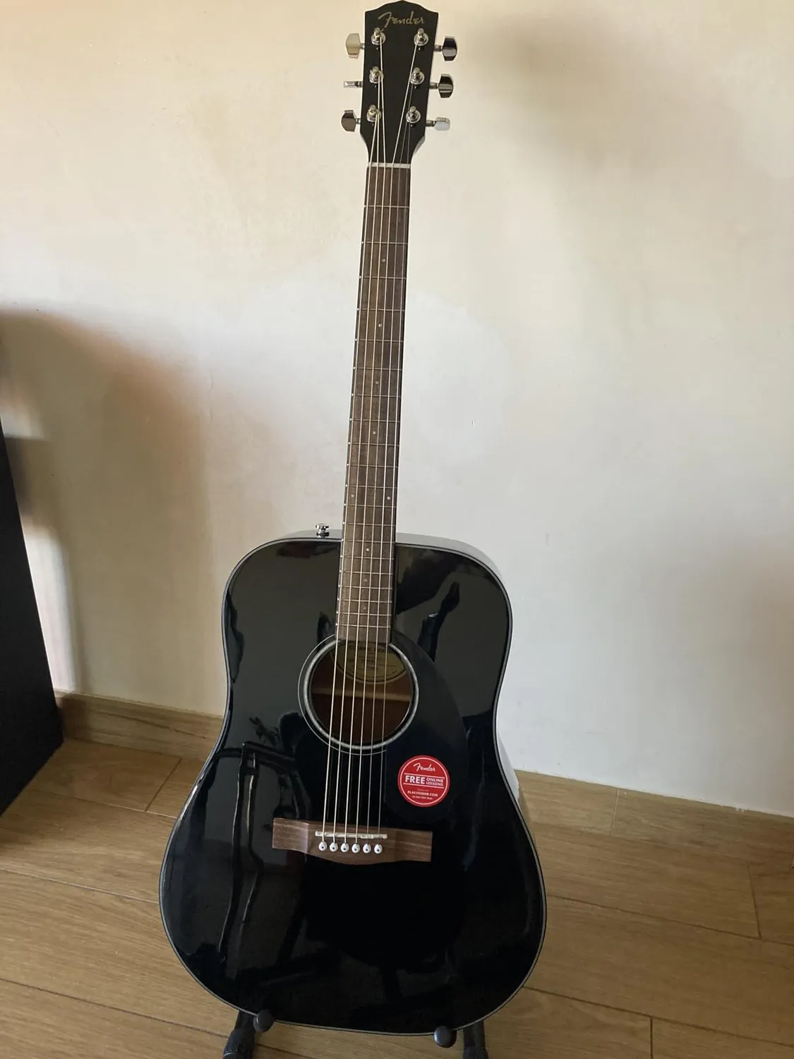 Fender CD-60 chitarra acustica dreadnought nera