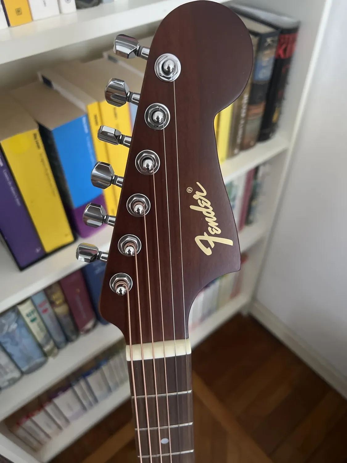 Fender Redondo CE chitarra elettroacustica Sunburst spalla mancante