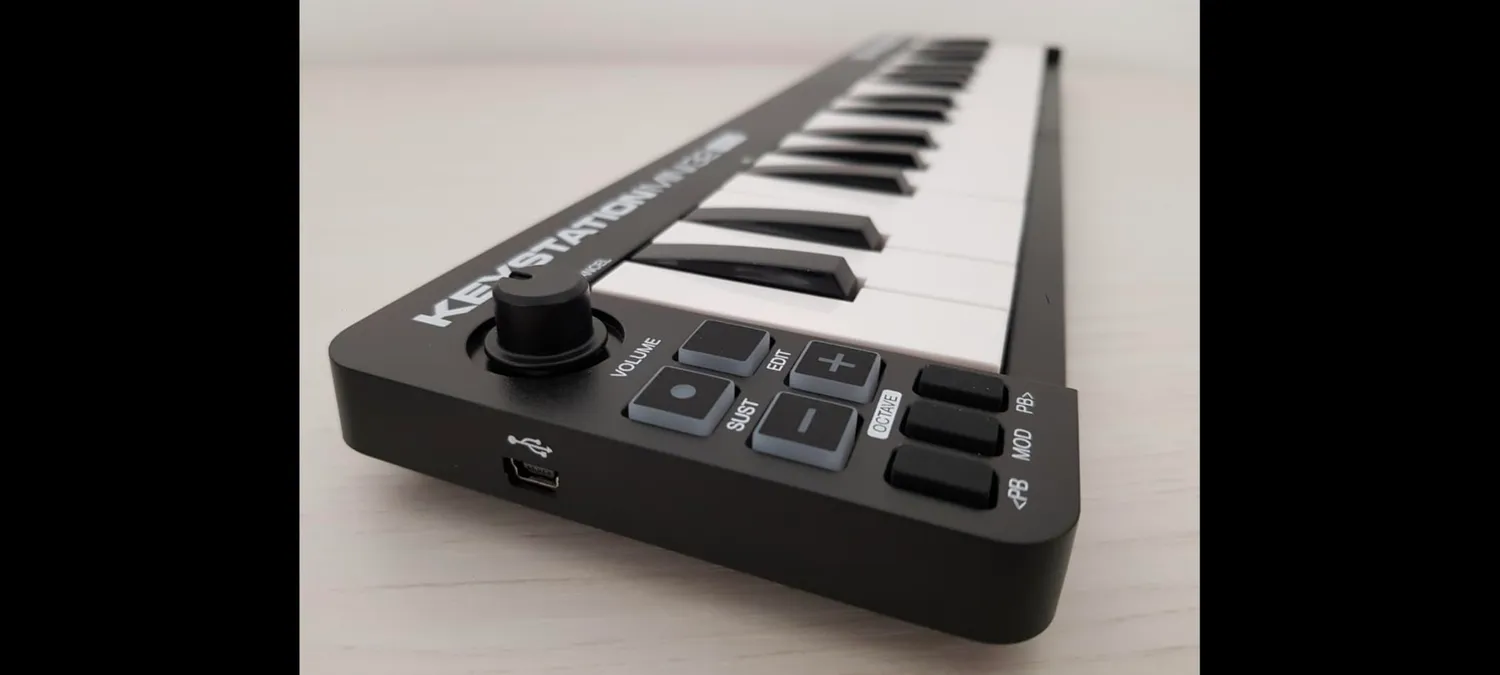 M-Audio Keystation Mini 32 MK3 tastiera MIDI USB 32 tasti
