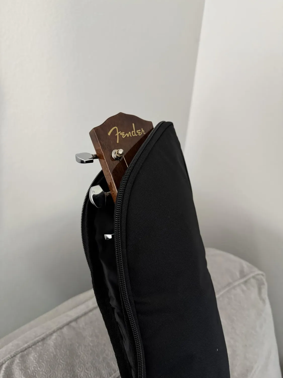 Fender FAS405 Small Body custodia acustica nera