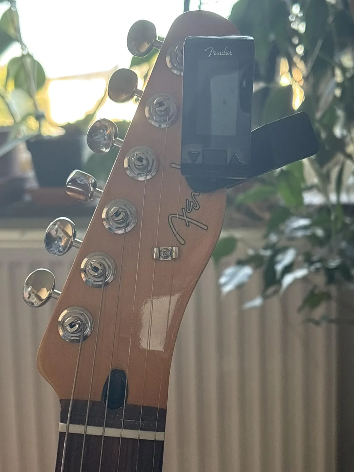 Fender Original accordatore clip-on cromatico blu Daphne Blue
